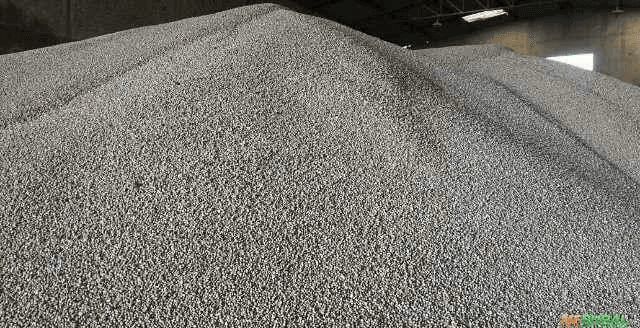 Depósito de fertilizante a granel